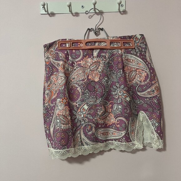 Pattern mini skirt - Picture 1 of 2